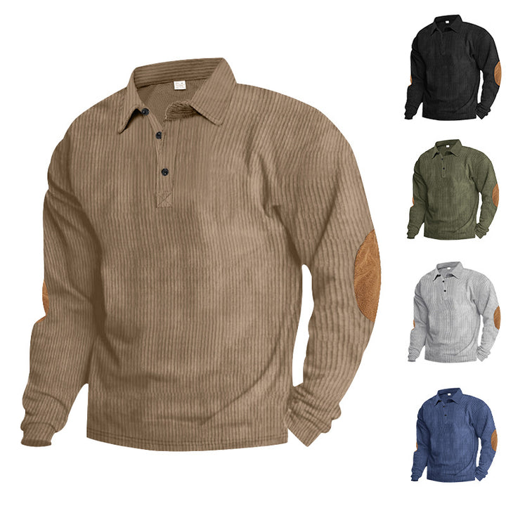 Herrens avslappnade långärmad Henley-T-shirt med strukturerad ribbväv och kontrasterande armbågsfläckar Mirla-Eva Jonsson