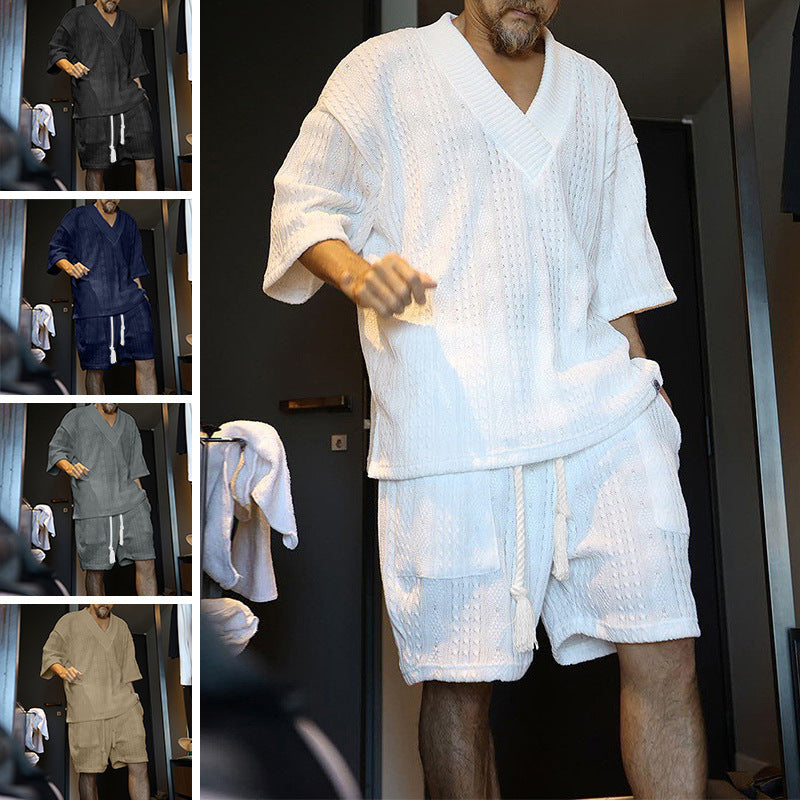 Herrens avslappnade strandoutfit med andningsbart överdel och praktiska shorts Mirla-Eva Jonsson