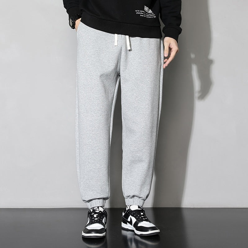 Herrens avslappnade sweatsbyxor med elastisk midja och sidofickor Mirla-Eva Jonsson
