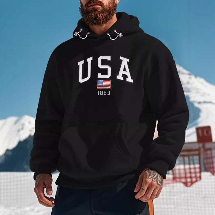 Herrens bekväm hoodie med sportig text Mirla-Eva Jonsson