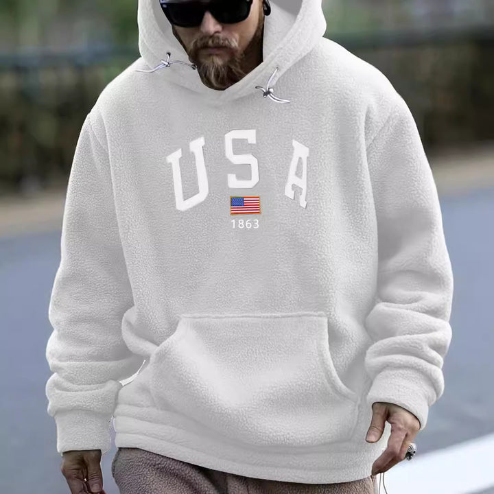 Herrens bekväm hoodie med sportig text Mirla-Eva Jonsson