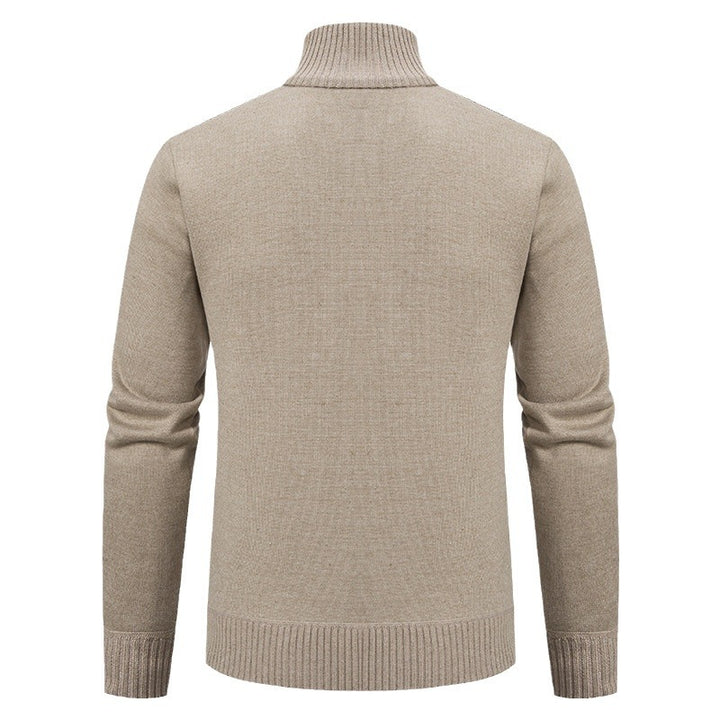 Herrens cardigan med modern flätmönster och hög ståkrage Eva Jonsson-Eva Jonsson