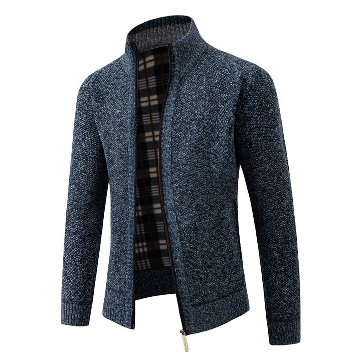 Herrens cardigan med modern ståkrage och praktiska sidofickor Eva Jonsson-Eva Jonsson