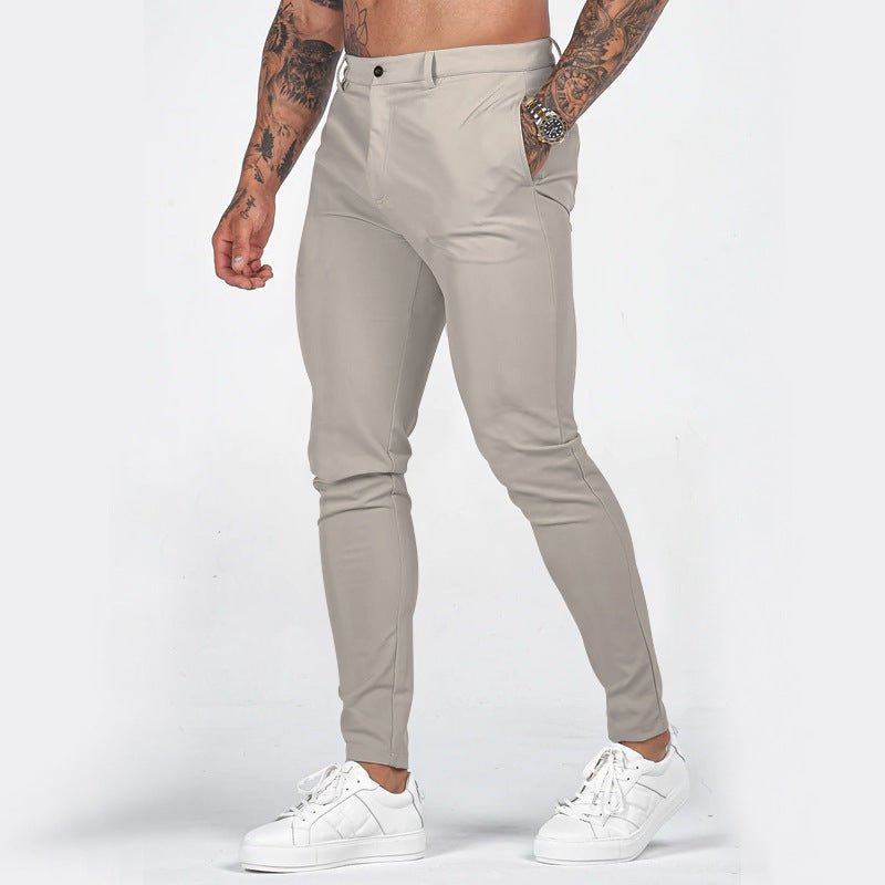 Herrens elegant slim-fit chinos med elastisk midja och praktiska fickor Mirla-Eva Jonsson