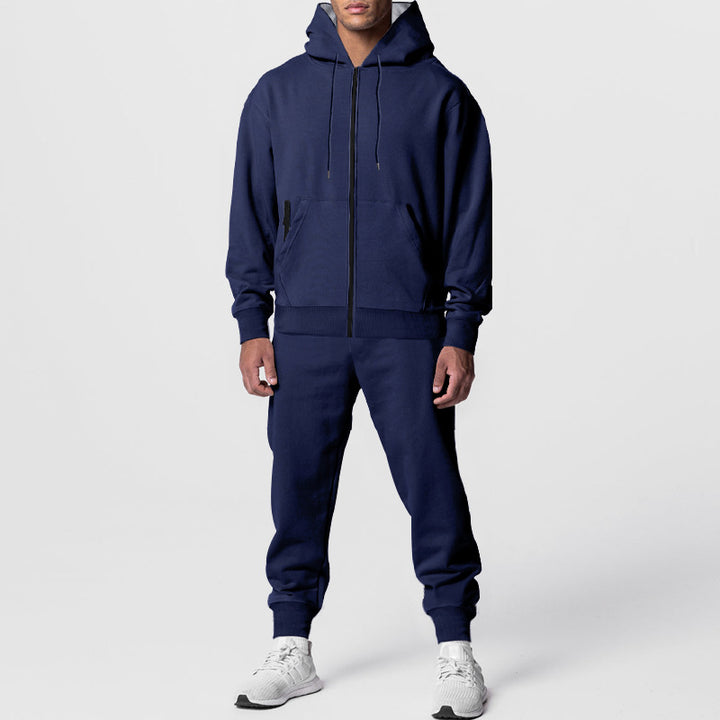 Herrens fashion hoodie med genomgående dragkedja och sportiga joggingbyxor Mirla-Eva Jonsson
