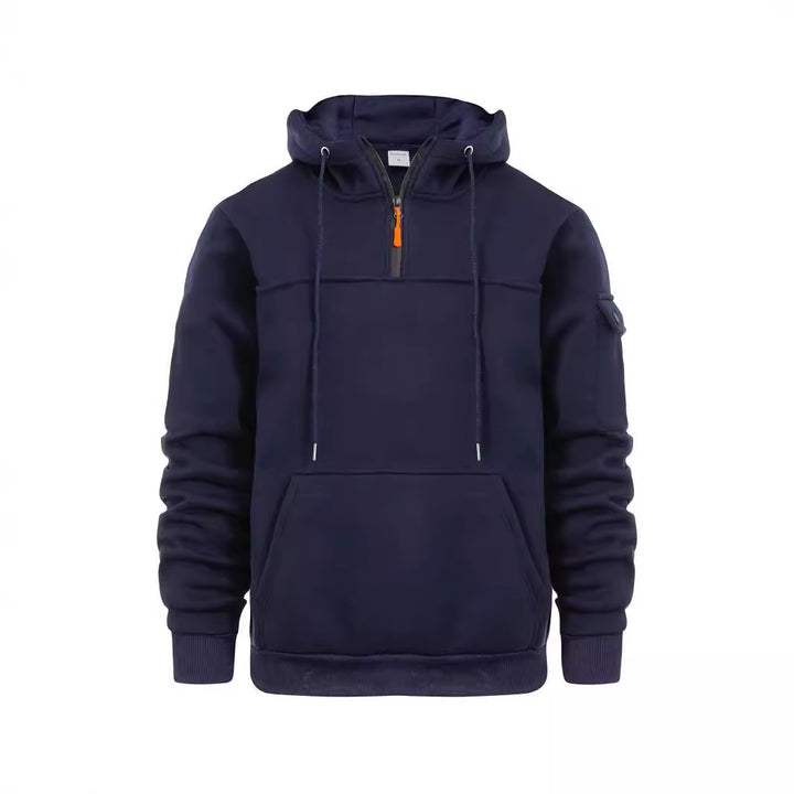 Herrens hoodie med praktiska fickor från Mirla-Eva Jonsson