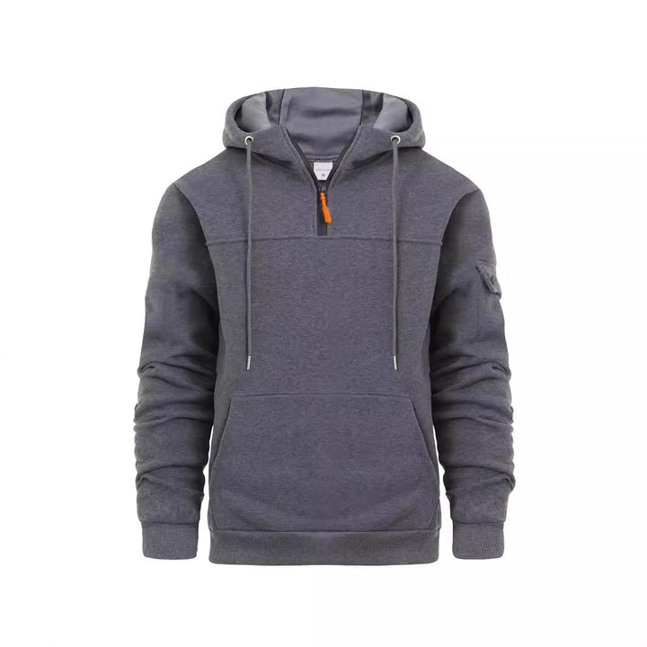 Herrens hoodie med praktiska fickor från Mirla-Eva Jonsson