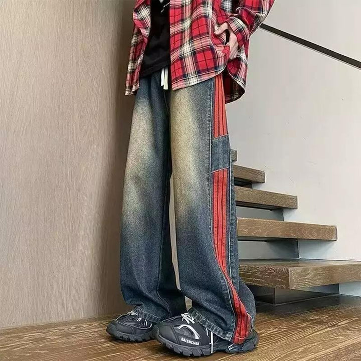 Herrens lockiga denimbyxor med sidostråk och fickor Mirla-Eva Jonsson
