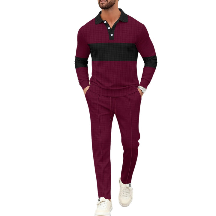 Herrens modiga långärmad polo med strukturerad design och bekväma joggingbyxor Mirla-Eva Jonsson