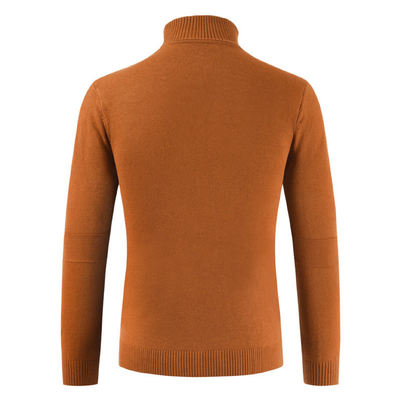 Herrens rullkragepullover i mjukt stickat material med modern design Eva Jonsson-Eva Jonsson