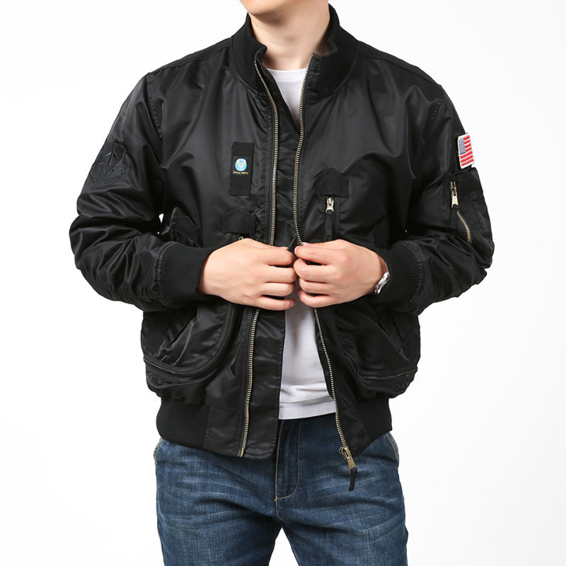 Herrjacka bomber med mångsidiga fickor och slitstarkt material Eva Jonsson-Eva Jonsson