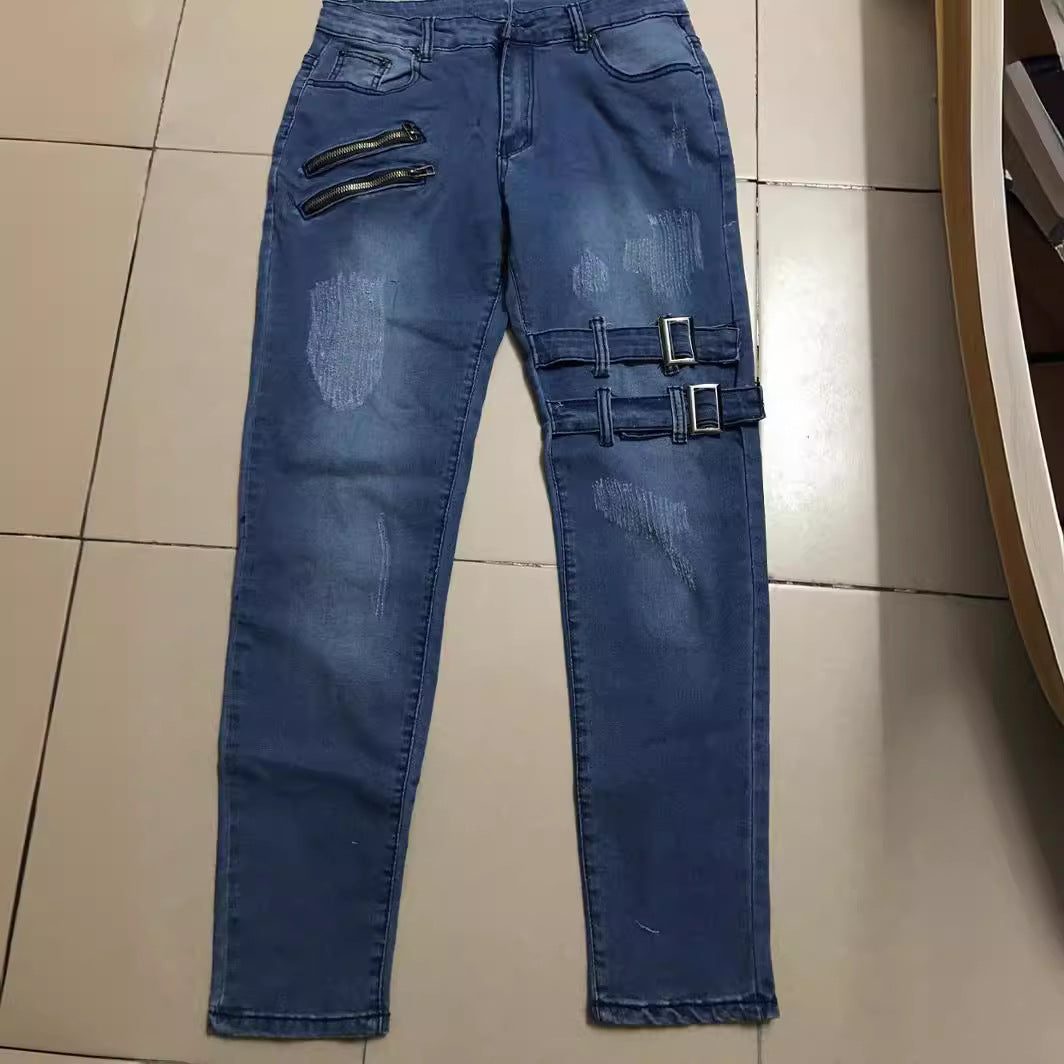 Herrjeans med stilfull dragkedja och slitna detaljer Mirla-Eva Jonsson