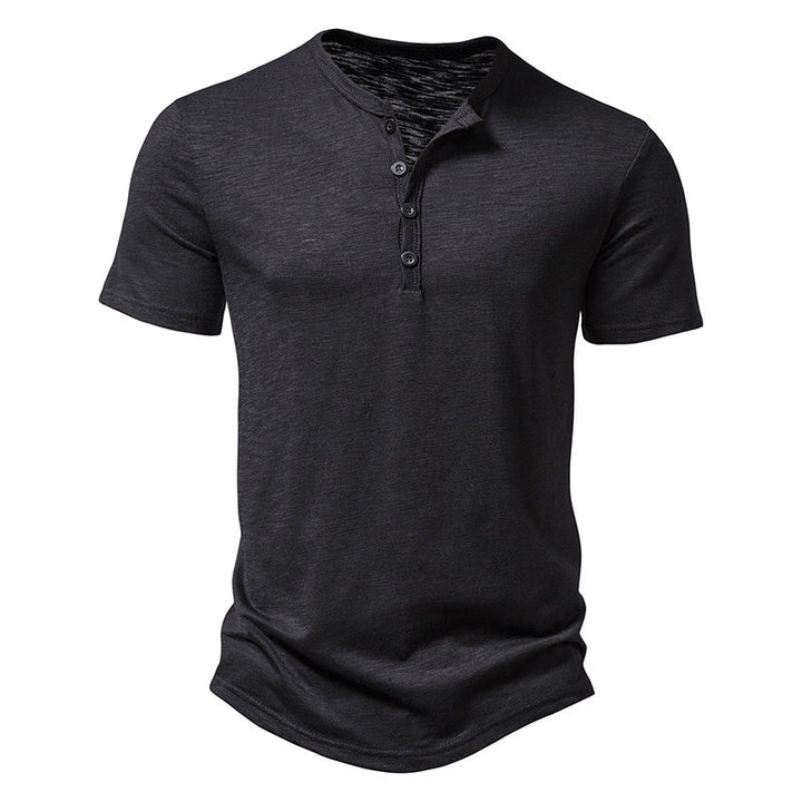 Herrkortärmad Henley T-shirt med stiligt knappdesign och andningsbar bomull Mirla-Eva Jonsson