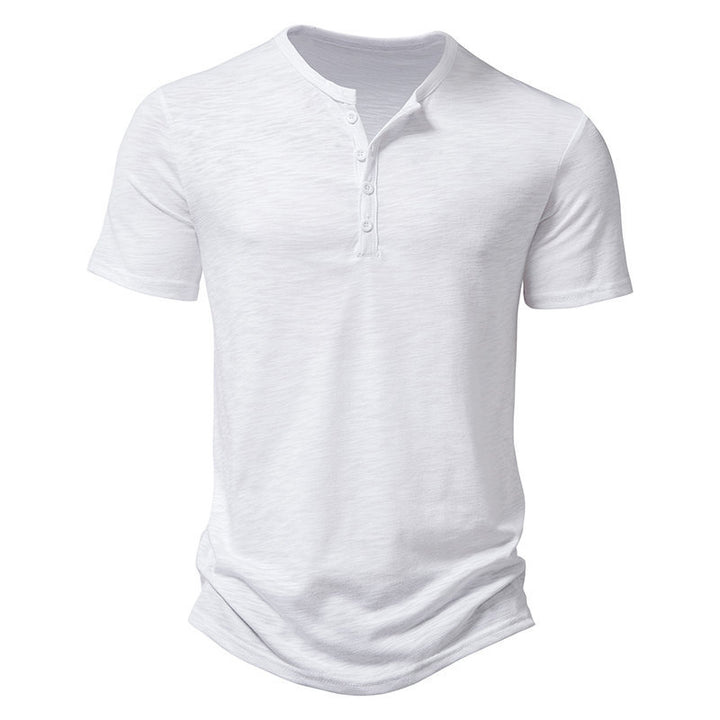Herrkortärmad Henley T-shirt med stiligt knappdesign och andningsbar bomull Mirla-Eva Jonsson