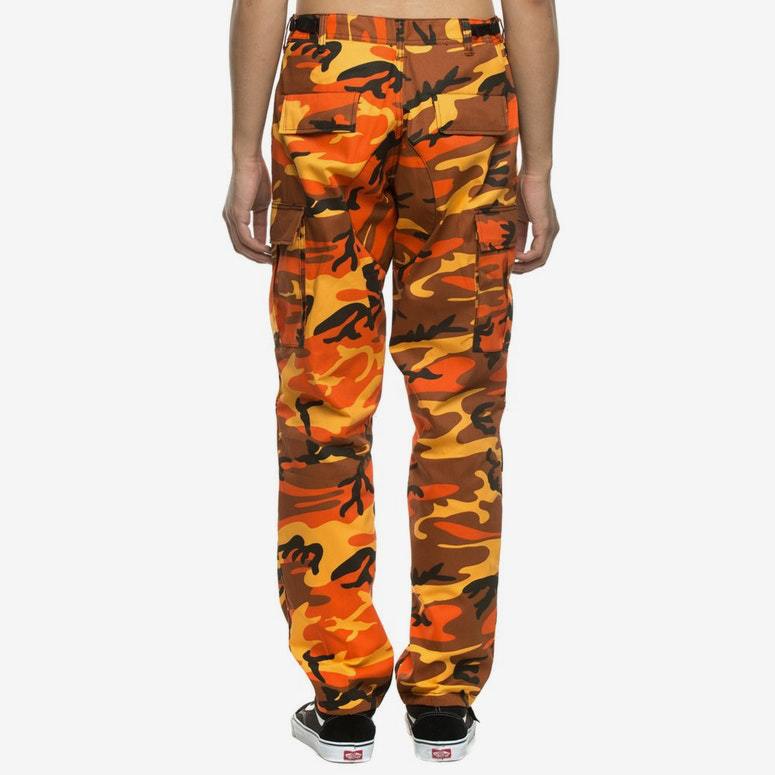 Herrmode cargobyxor i camouflage-design Mirla-Eva Jonsson