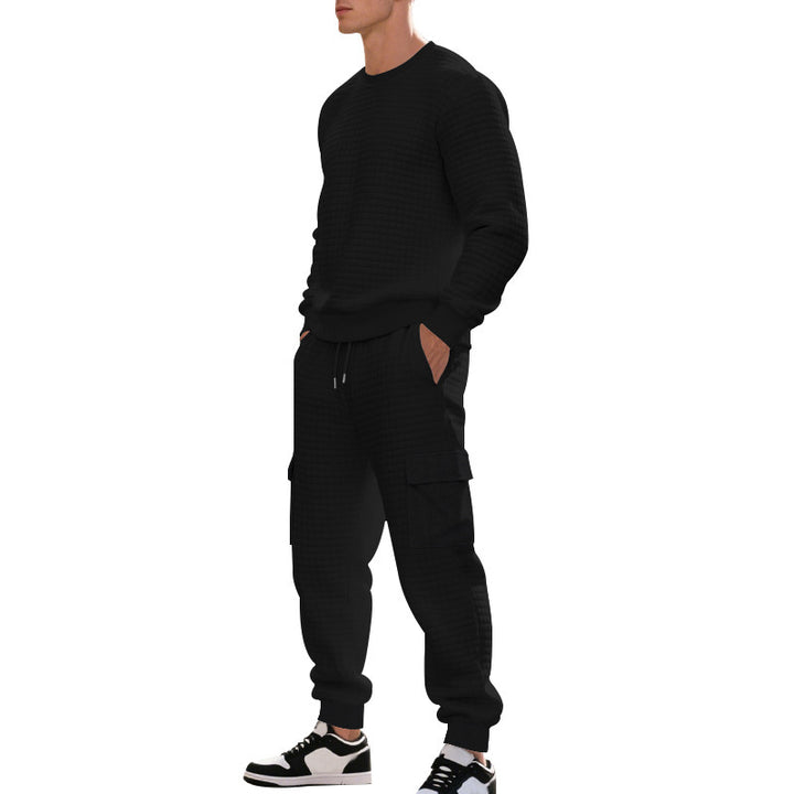 Herrmodern cargo-sweat-set med andningsbara material och praktiska fickor Mirla-Eva Jonsson