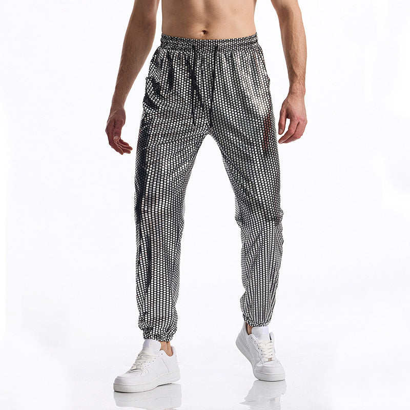 Herrns andningsbara joggingsbyxor med modern prickdesign Mirla-Eva Jonsson