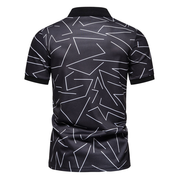 Herrpoloshirt med modern geometrisk mönster och andningsbara egenskaper Mirla-Eva Jonsson