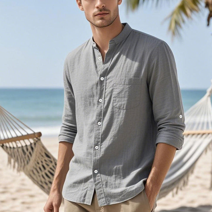 Herrskjorta i elegant Henley-stil med strukturerad bomull Mirla-Eva Jonsson