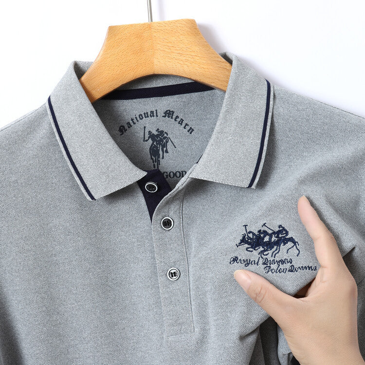 Herrsportigt poloshirt med strukturerad krage och andningsaktiga egenskaper Mirla-Eva Jonsson