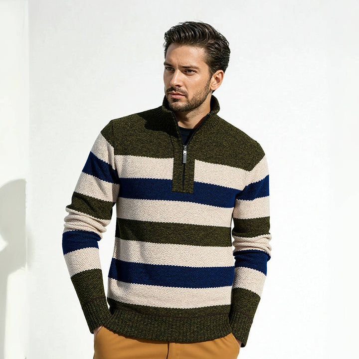 Herrstickad tröja med hög krage och innovativ dragkedja Eva Jonsson-Eva Jonsson