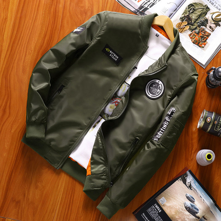 Herrstiliga bomberjackor med reflekterande detaljer Mirla-Eva Jonsson