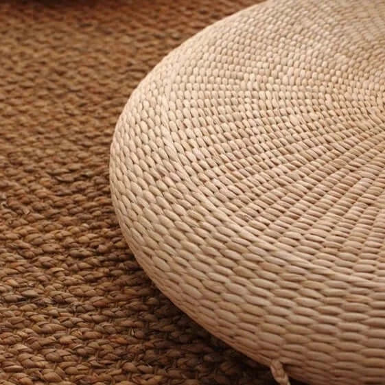 Japanskt hantverksmässigt tillverkade tatami-kuddar - Perfekta för meditation-Eva Jonsson
