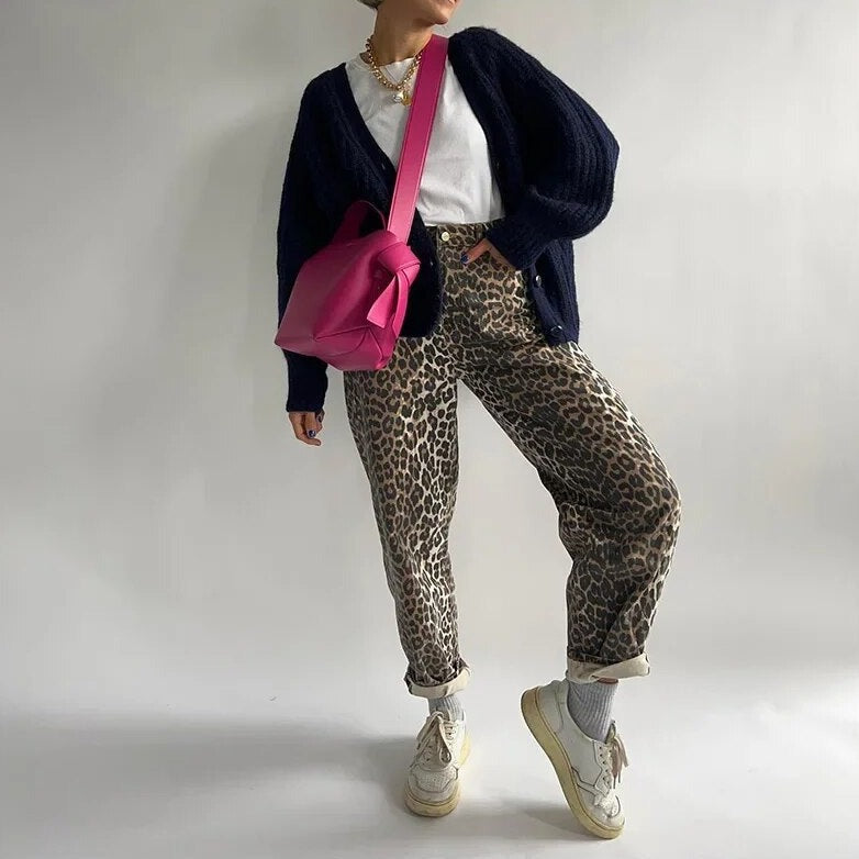Jeans med leopardtryck - raka ben - stretch - löst sittande jeans - Damjeans-Eva Jonsson