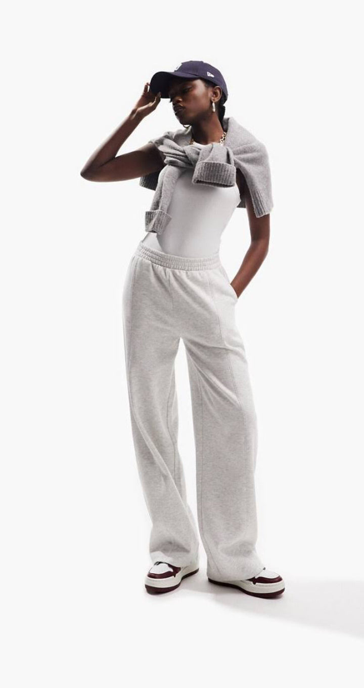 Joggers med vida ben | Elastisk midja | Dragsko | Sweatpants med vida ben | Dambyxor-Eva Jonsson