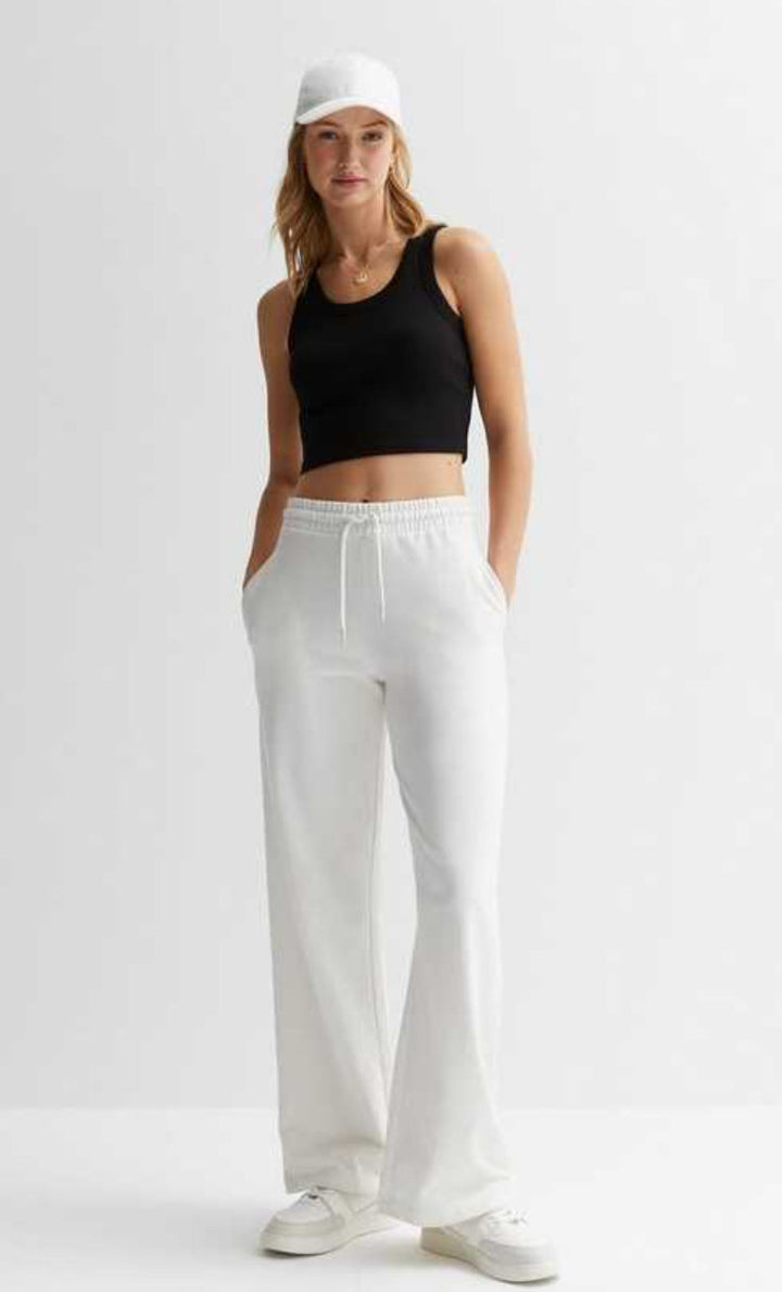 Joggers med vida ben | Elastisk midja | Dragsko | Sweatpants med vida ben | Dambyxor-Eva Jonsson