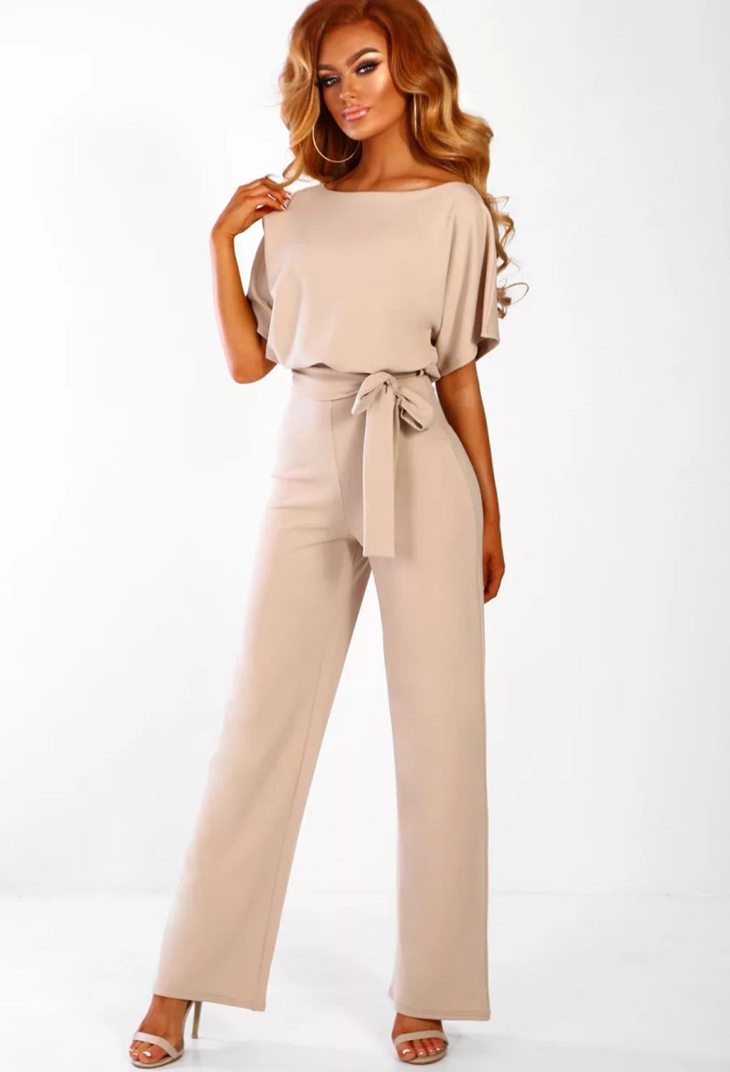 Jumpsuit med vida ben - Elegant kortärmad sommardress för damer med bälte