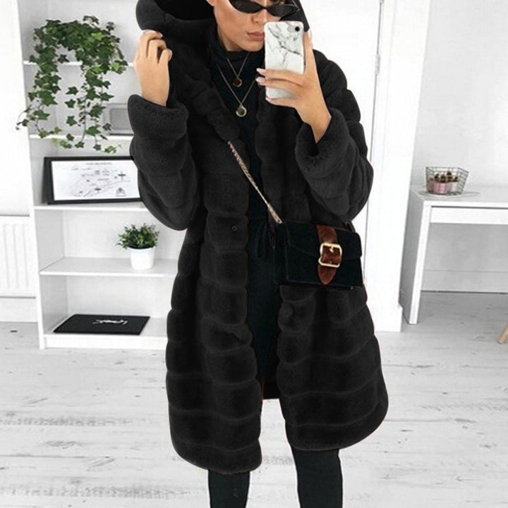 Kappa i fuskpäls | Huva | Mellanlång | Fuskfluffig kappa | Vinterjacka för kvinnor-Eva Jonsson