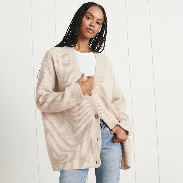 Kashmircardigan – Oversized stickad cardigan med V-ringning för dam-Eva Jonsson