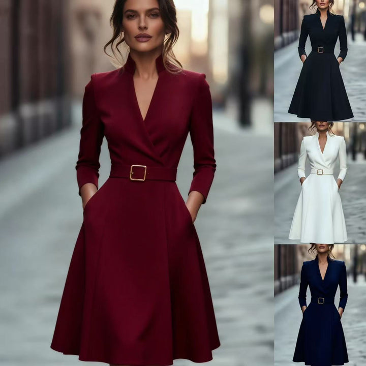 Knälång klänning - Blå - V-ringad - Långärmad klänning - Elegant klänning-Eva Jonsson