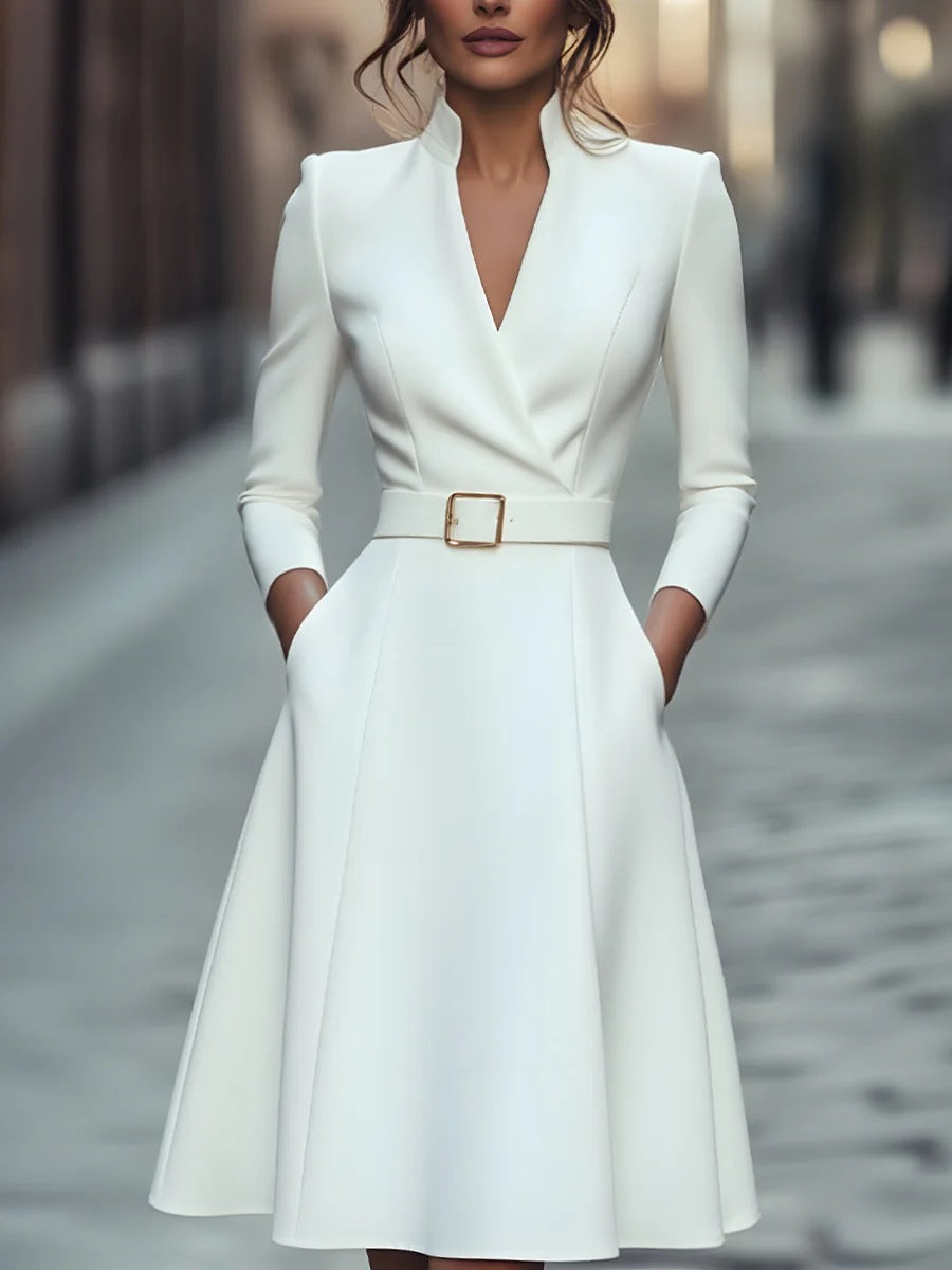 Knälång klänning - Blå - V-ringad - Långärmad klänning - Elegant klänning-Eva Jonsson