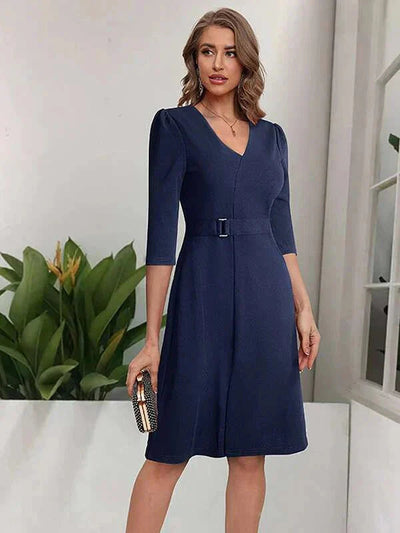Knälång klänning - Blå - V-ringad - Långärmad klänning - Elegant klänning-Eva Jonsson