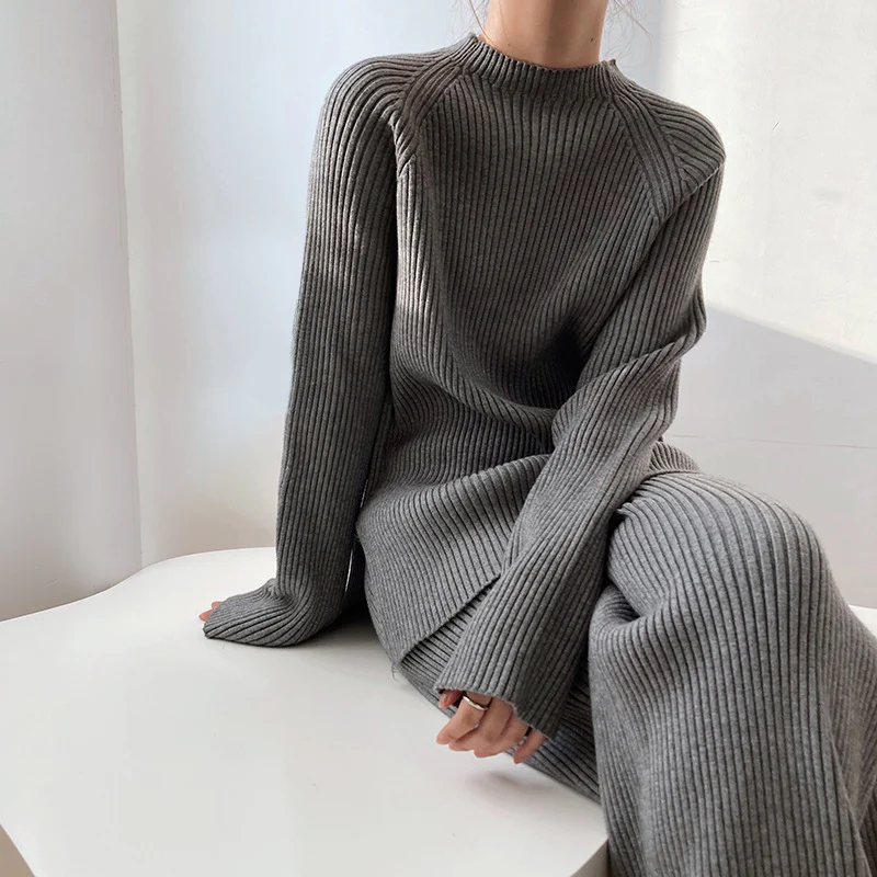 Knitted Co-Ord - Tvådelat Set med Ribbstickade Loungekläder för Kvinnor-Eva Jonsson