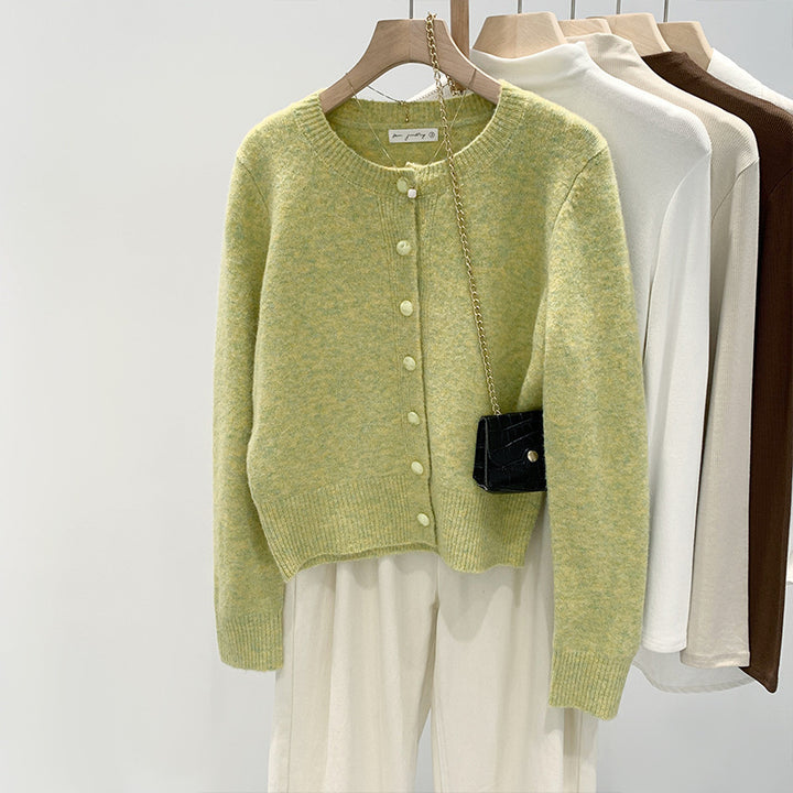 Kvindors Mysig Cardigan med Fin Knapdesign Mirla-Eva Jonsson