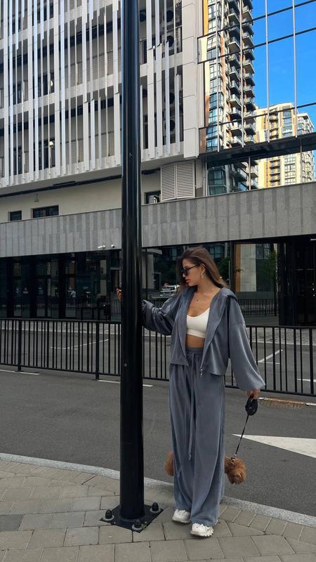 Kvinna Casual Jogging Dräkt Set med Lös Passform Topp och Bekväma Byxor-Eva Jonsson