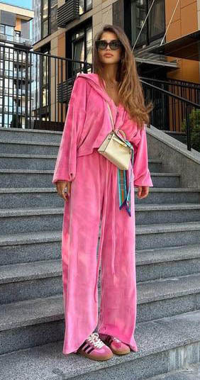 Kvinna Casual Jogging Dräkt Set med Lös Passform Topp och Bekväma Byxor-Eva Jonsson