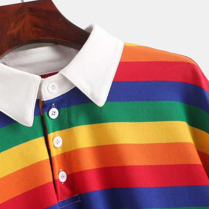 Kvinna Cropped Polo-tröja med färgglada ränder och lös passform Mirla-Eva Jonsson