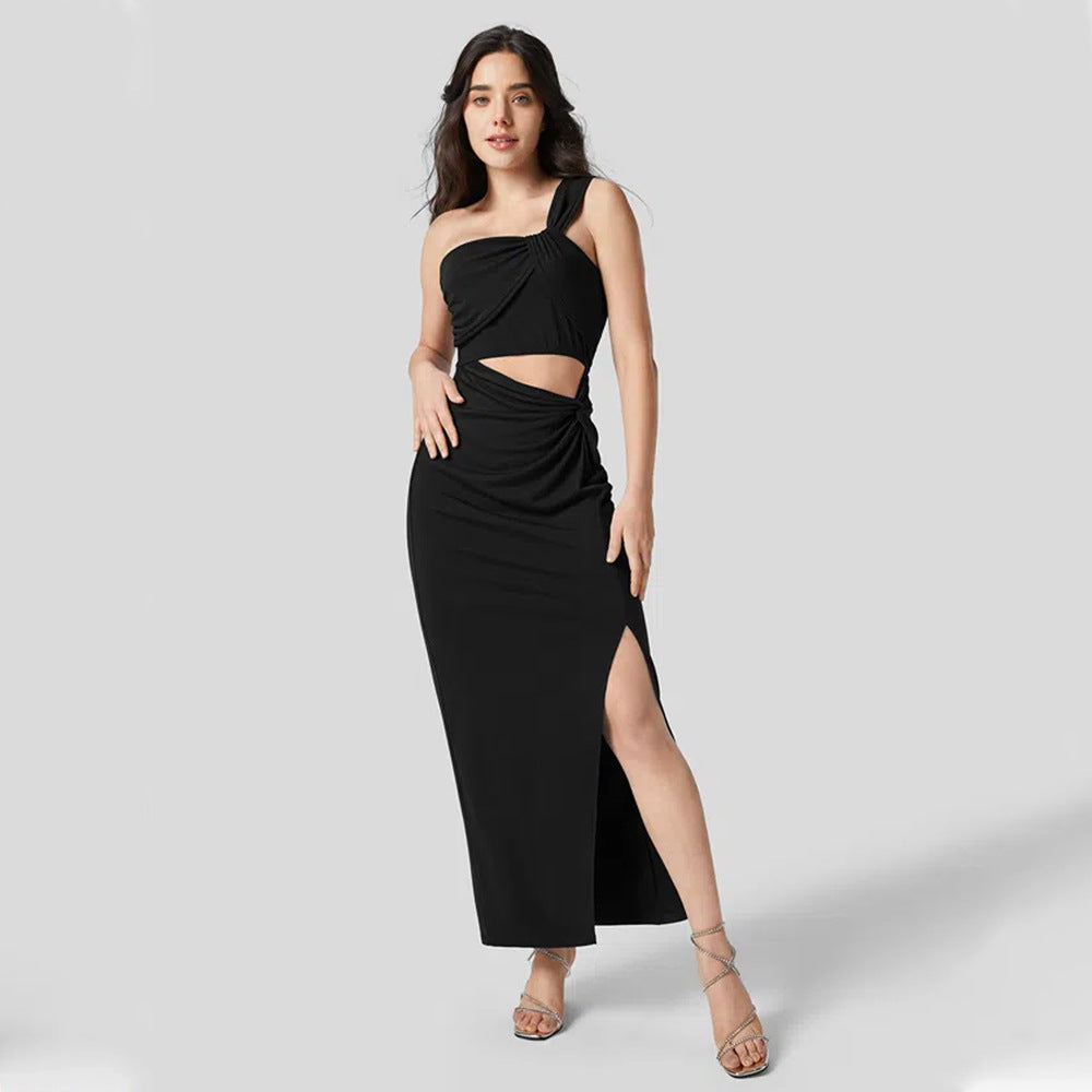 Kvinna Elegant Wrap Klänning med Asymmetriska Utklippsdetaljer och Figur-Kramande Silhuett Mirla-Eva Jonsson