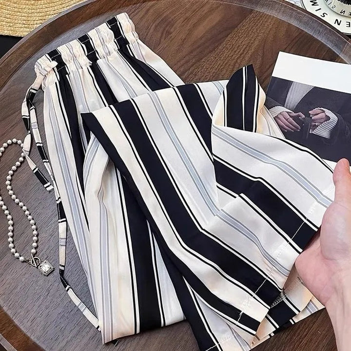 Kvinna Elegant och Bekväm Randig Culotte Shorts Mirla-Eva Jonsson