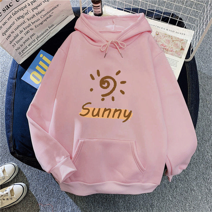 Kvinna Hoodie med Sunny Graphic Mirla-Eva Jonsson