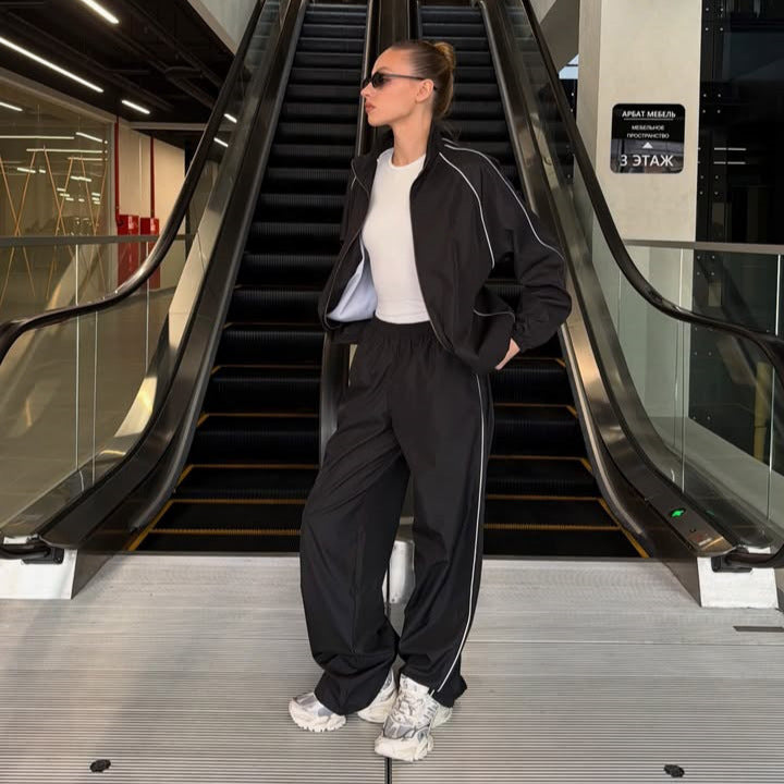 Kvinna Track Suit Mirla-Eva Jonsson