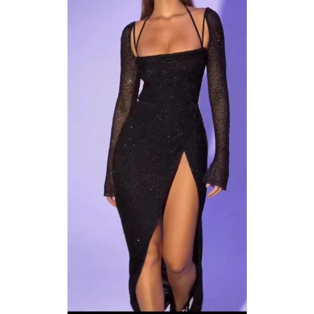 Kvinna kvällsklänning med glittrande material och elegant slits-Eva Jonsson