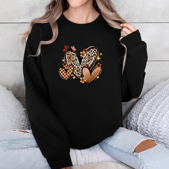 Kvinna sweatshirt med attraktiva hjärtmotiv Mirla-Eva Jonsson
