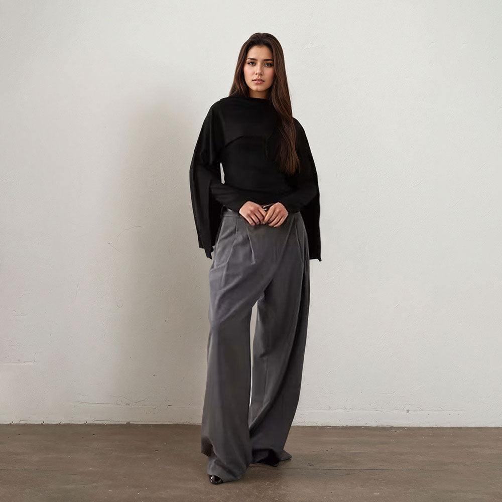 Kvinno Elegant Top med Asymmetrisk Design och Bredskurna Ärmar Mirla-Eva Jonsson
