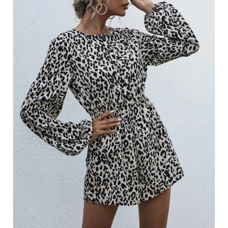 Kvinno Mode Kortsleeve Klänning med Eleganta Puffärmar och Djurtryck Mirla-Eva Jonsson