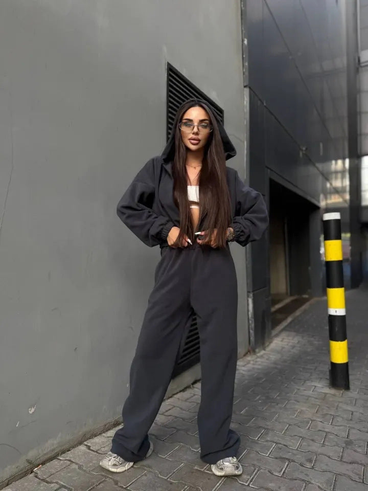 Kvinno Urban Oversized Jumpsuit med Huva Mirla-Eva Jonsson